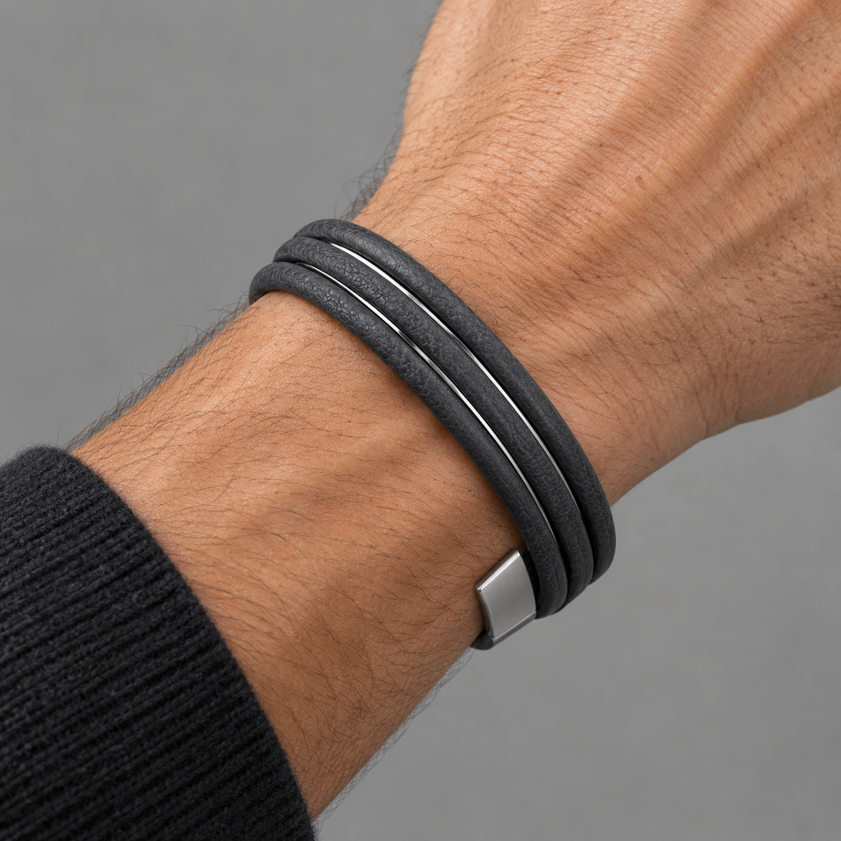Men's triple-layered leather bracelet in black.