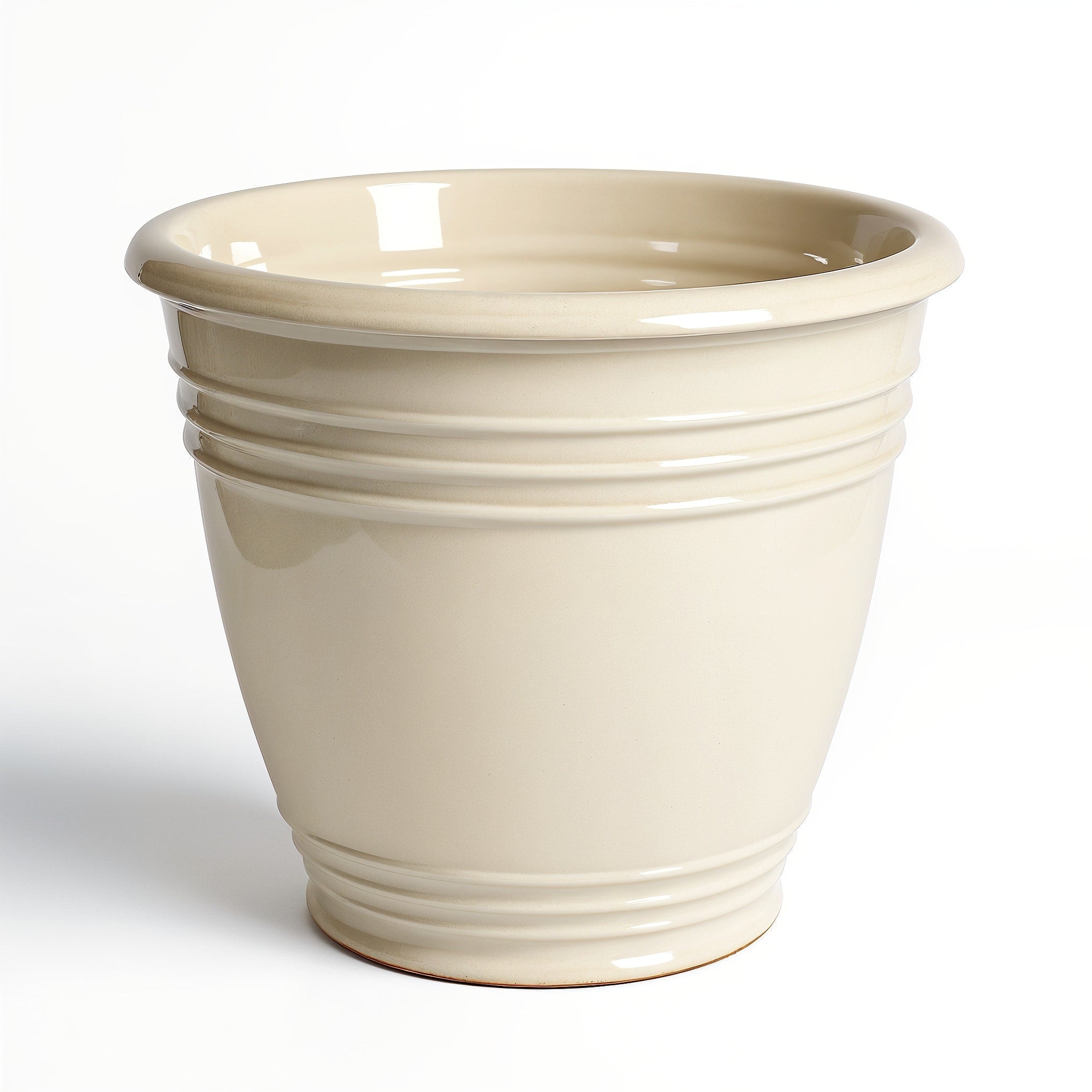 Vensioshop Pearl White Ceramic Planter — side profile showing silhouette and proportions