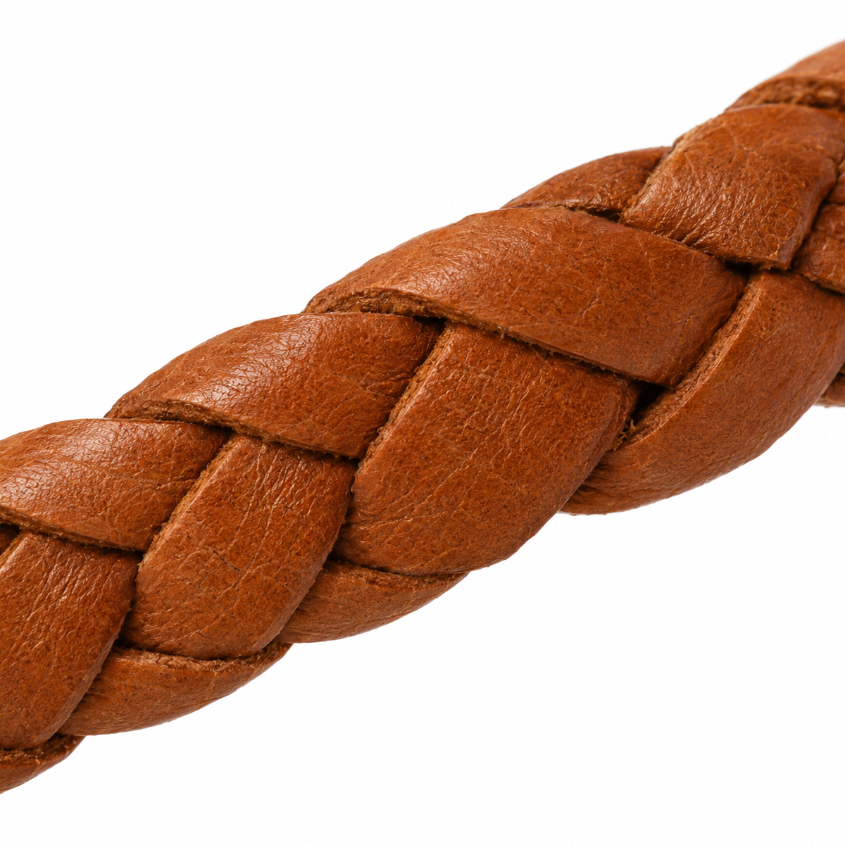 Detail of the braided leather texture.