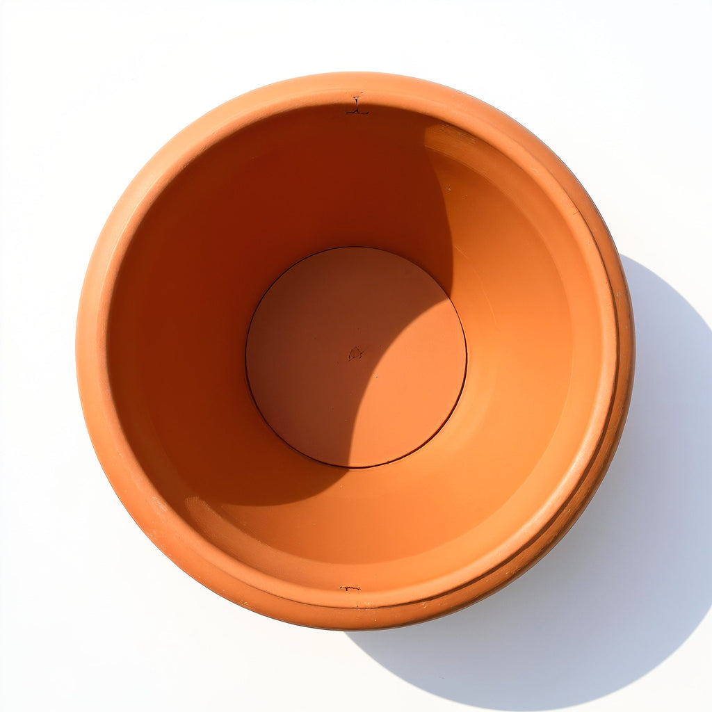 Vensioshop Italian-Style Terracotta Planter — top-down view showing interior