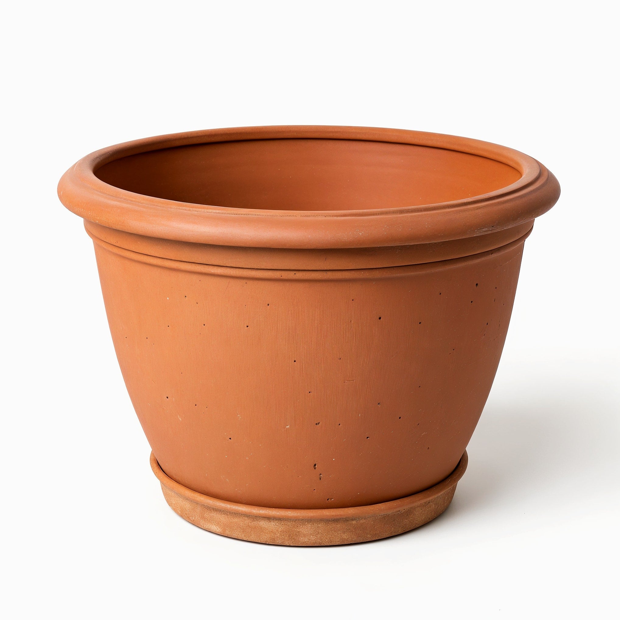 Vensioshop Terra Cotta Rustic Ceramic Planter — side profile showing silhouette