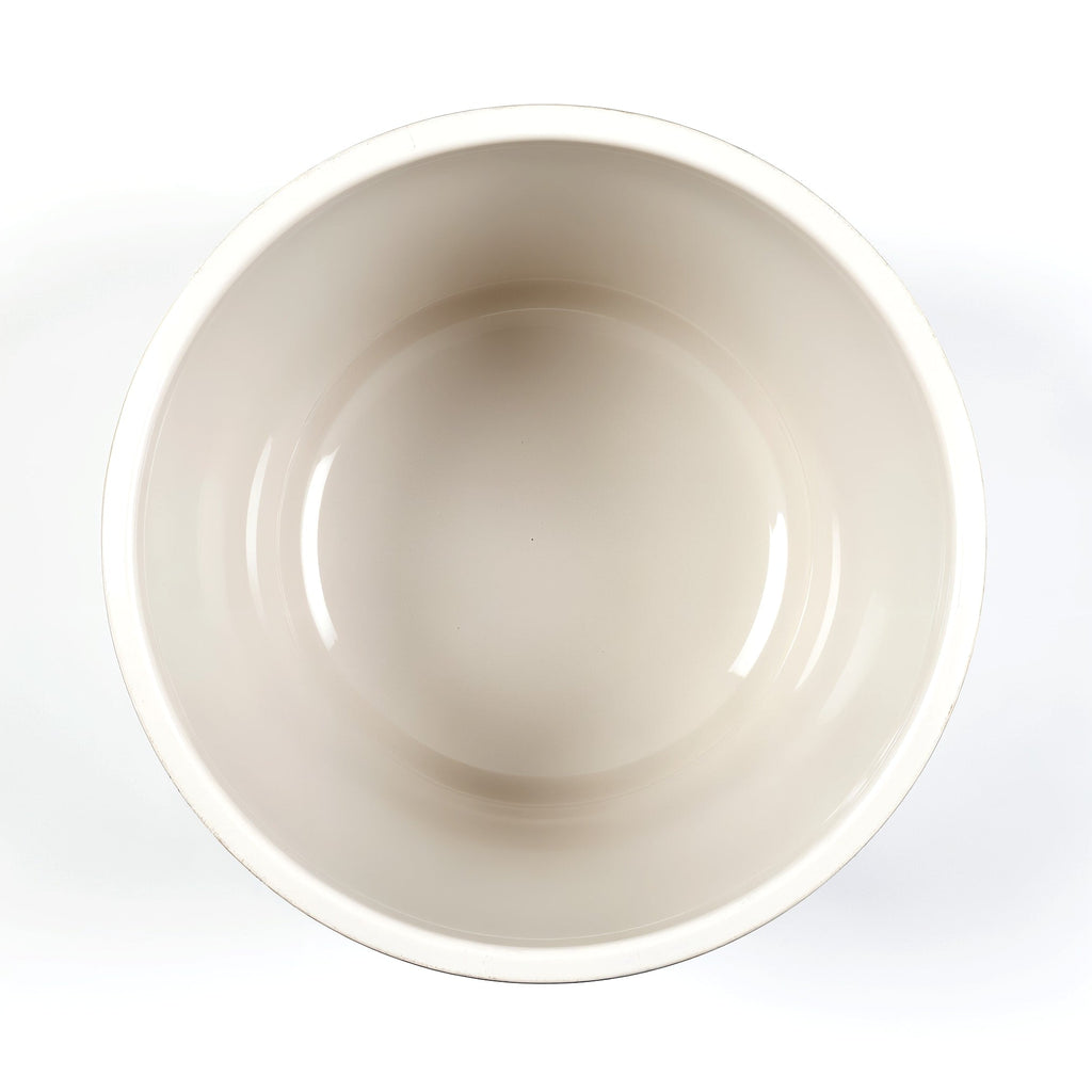 Vensioshop Minimalist White Ceramic Planter — top-down view showing the interior